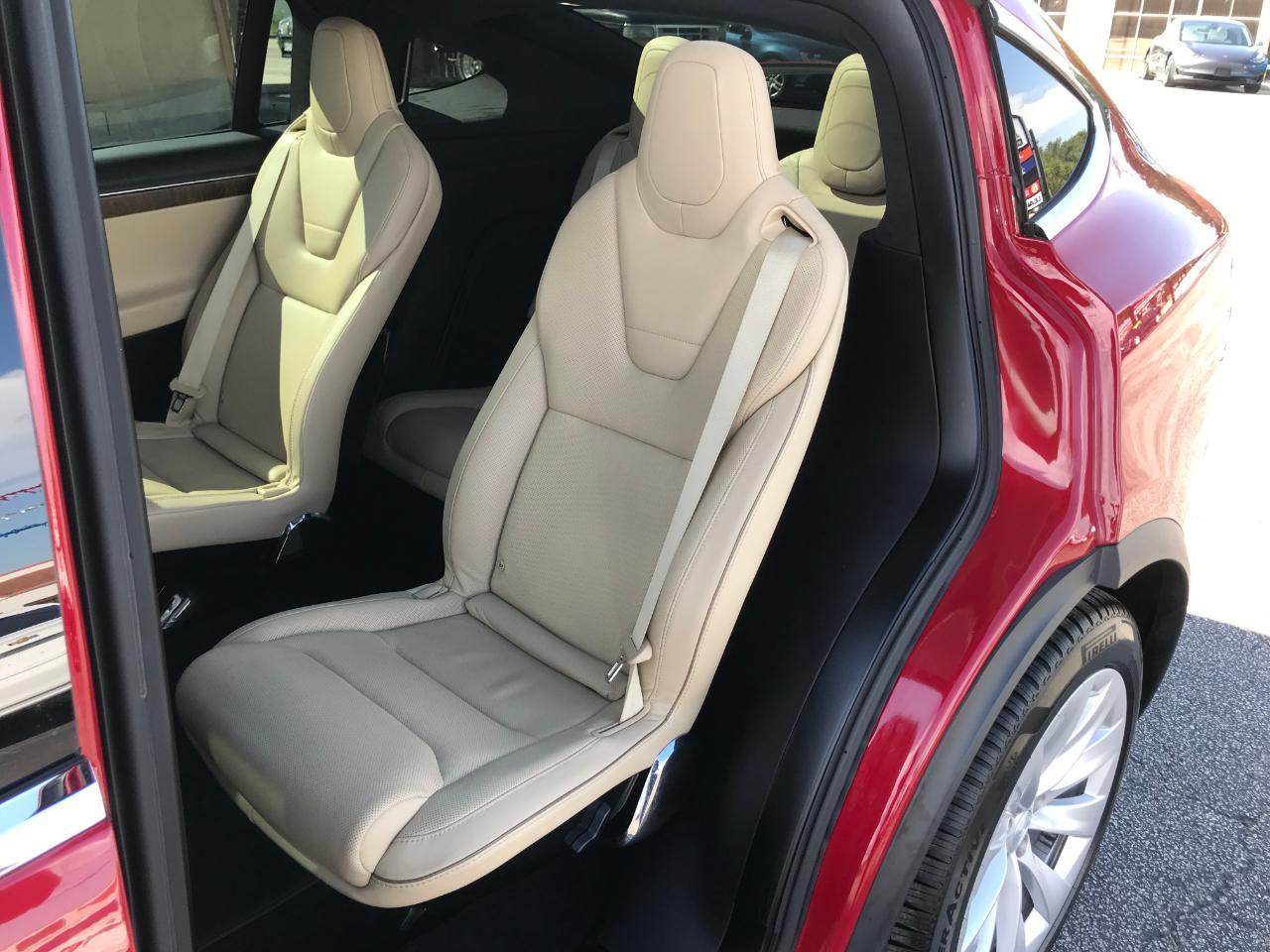 Tesla Model X 90D 2016