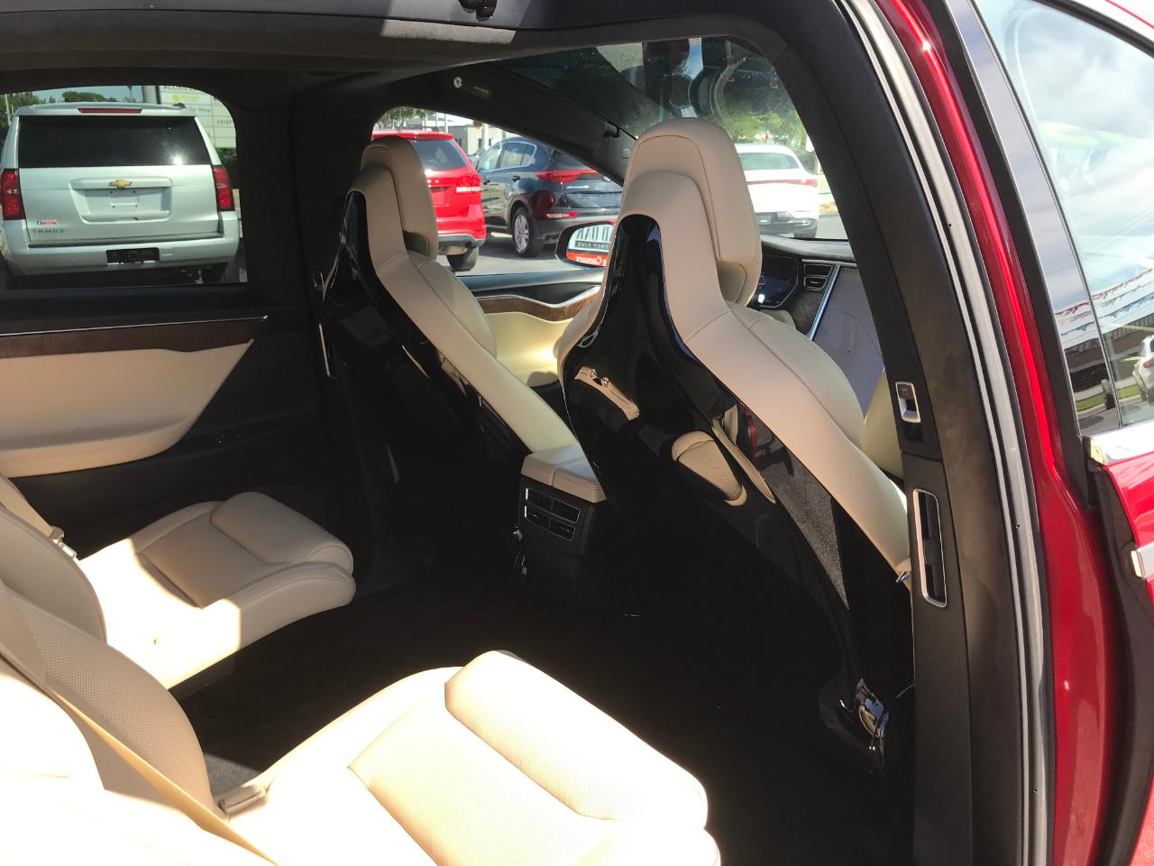 Tesla Model X 90D 2016