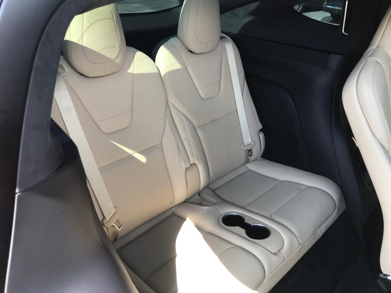 Tesla Model X 90D 2016