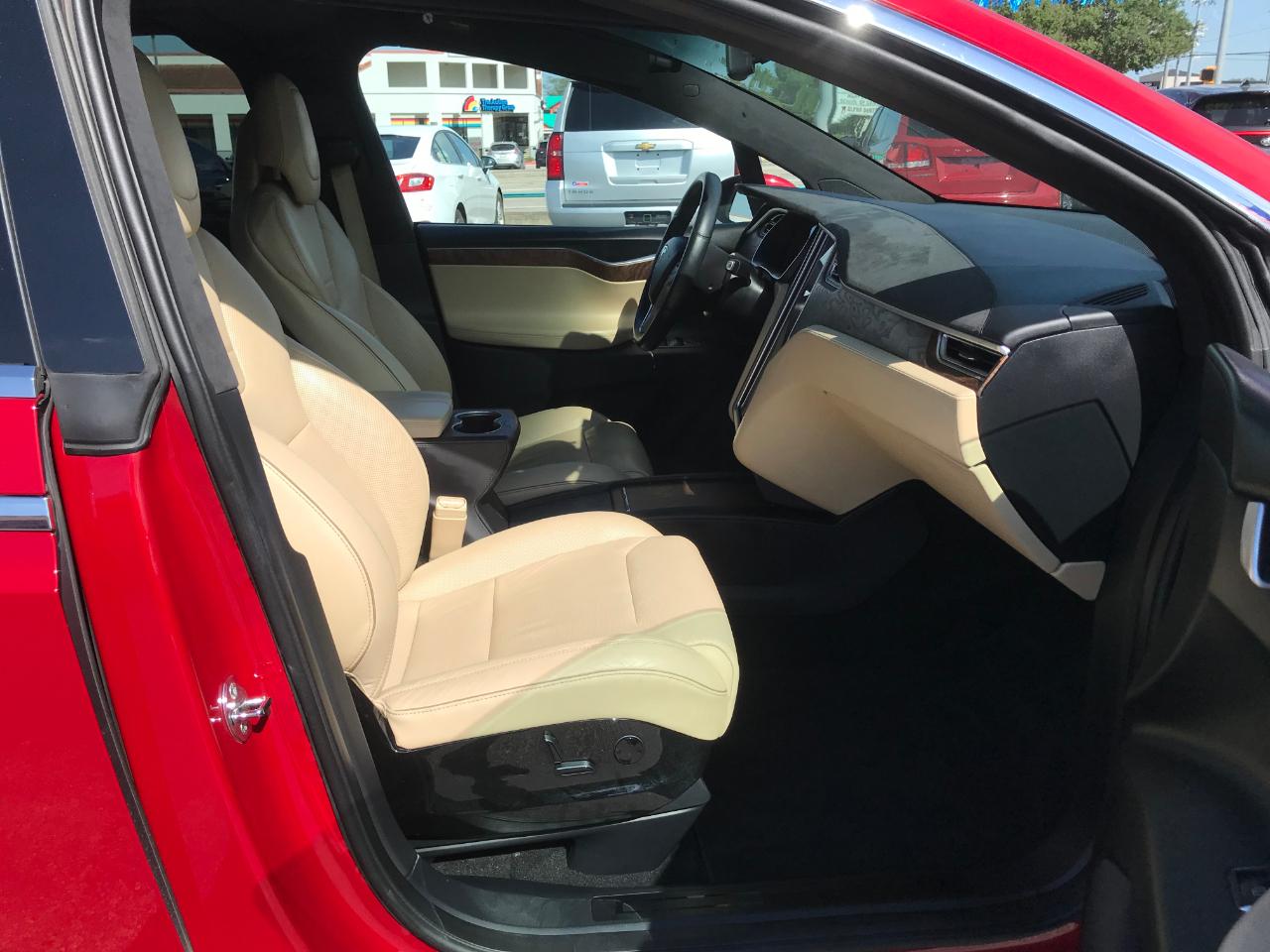 Tesla Model X 90D 2016