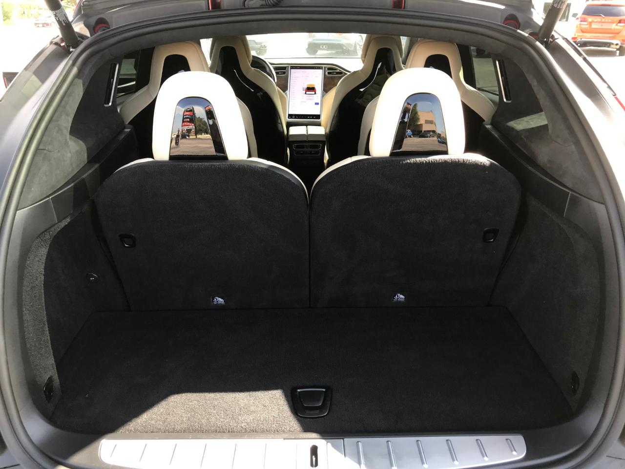 Tesla Model X 90D 2016