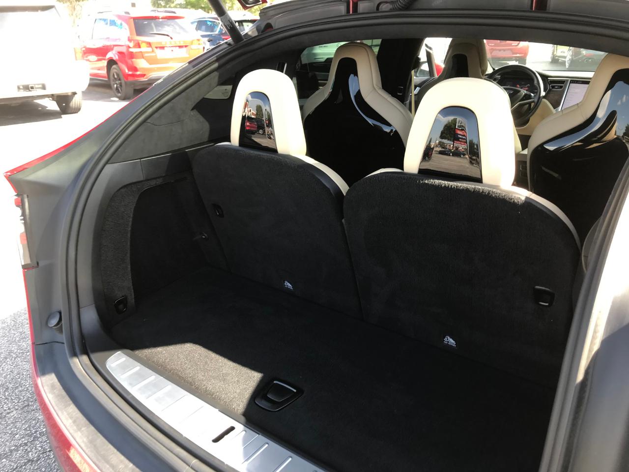 Tesla Model X 90D 2016