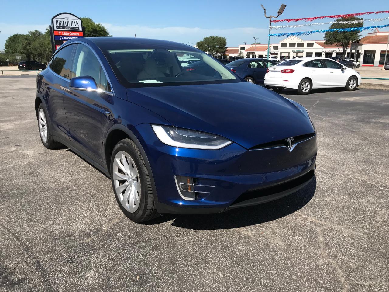 Tesla Model X  2017