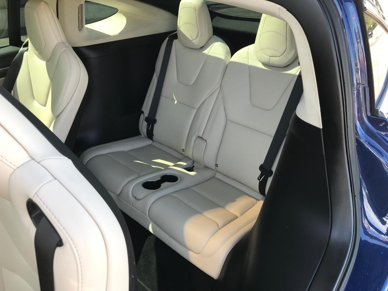 Tesla Model X  2017