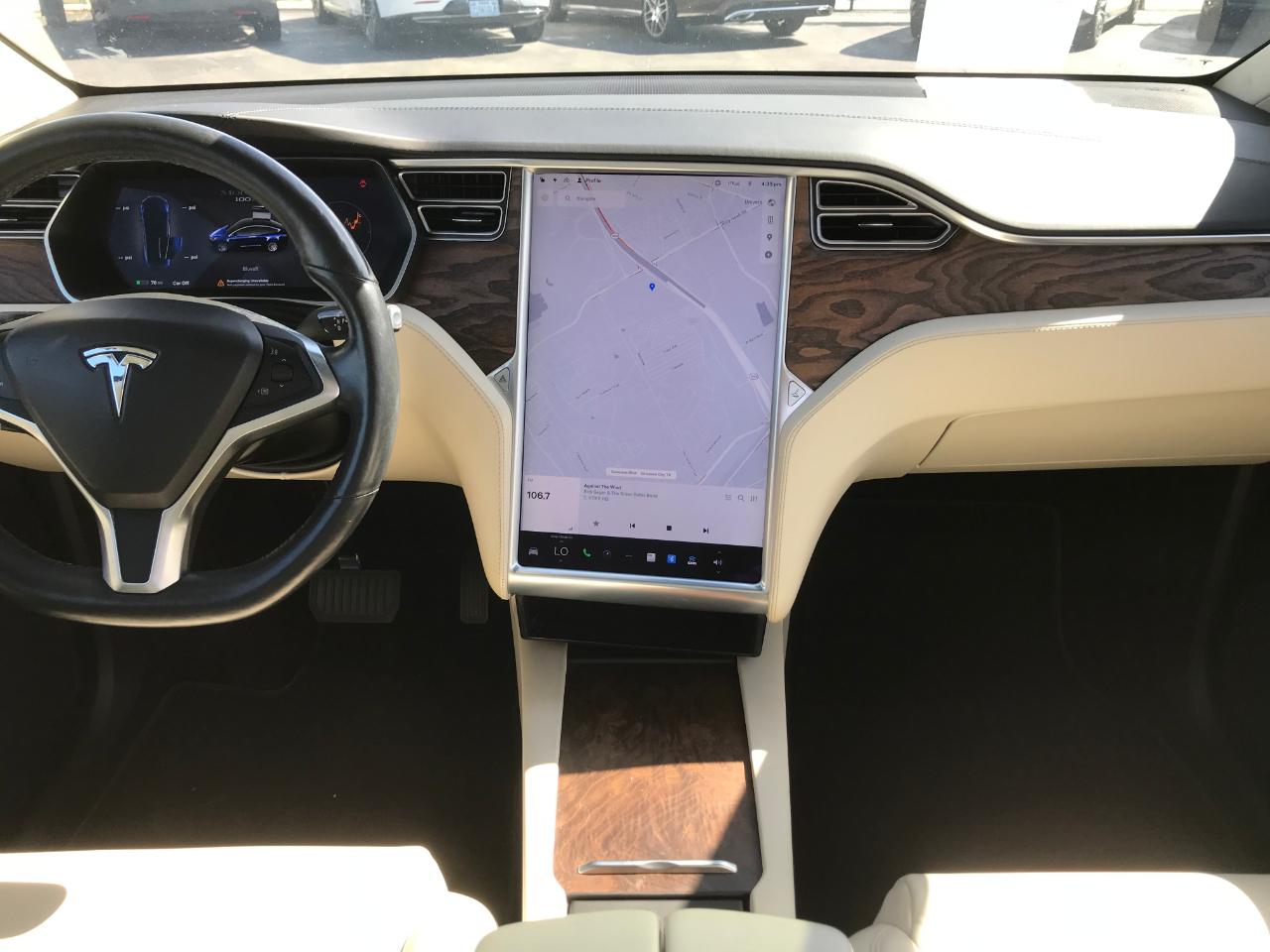 Tesla Model X  2017