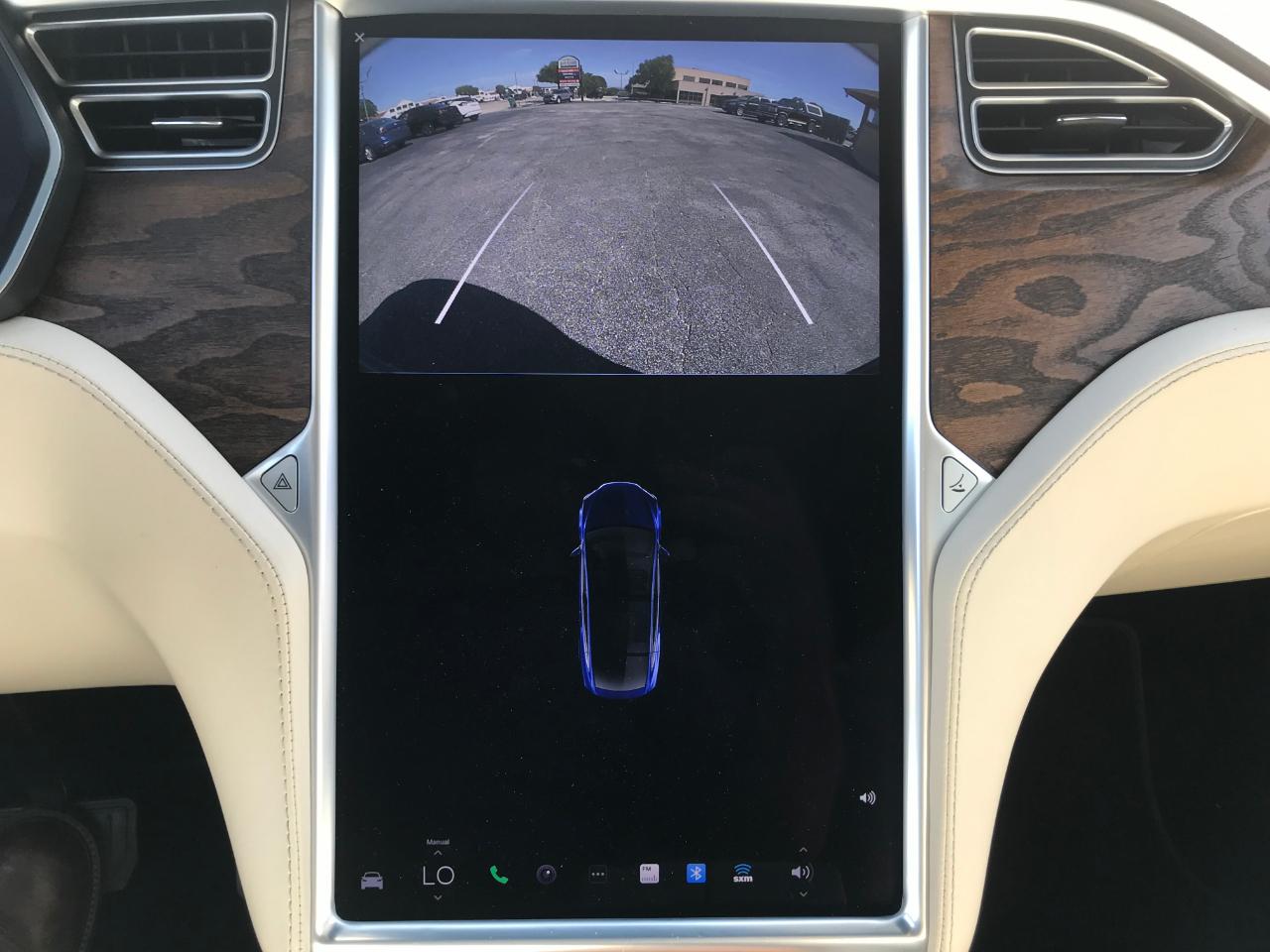 Tesla Model X  2017