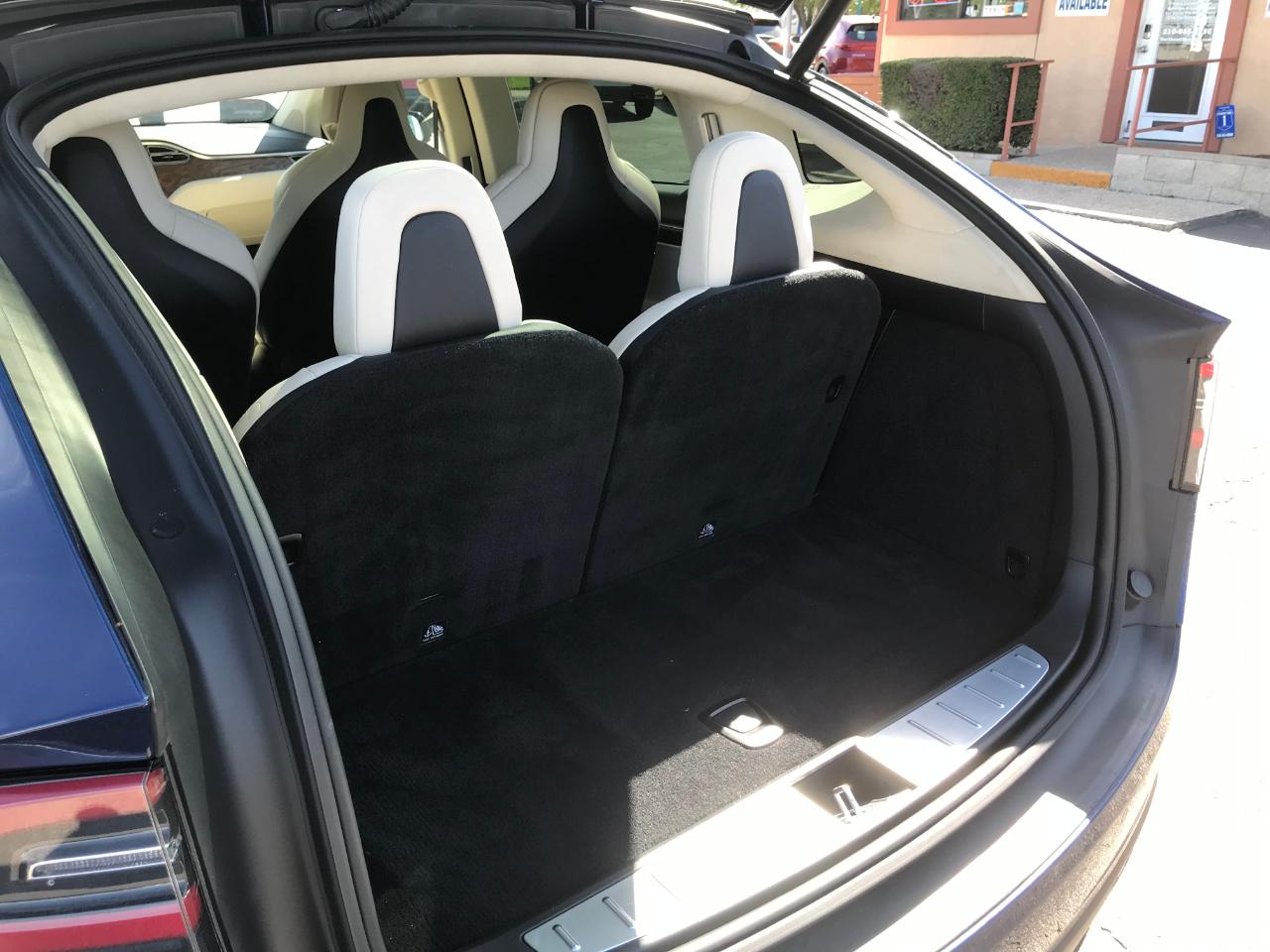 Tesla Model X  2017