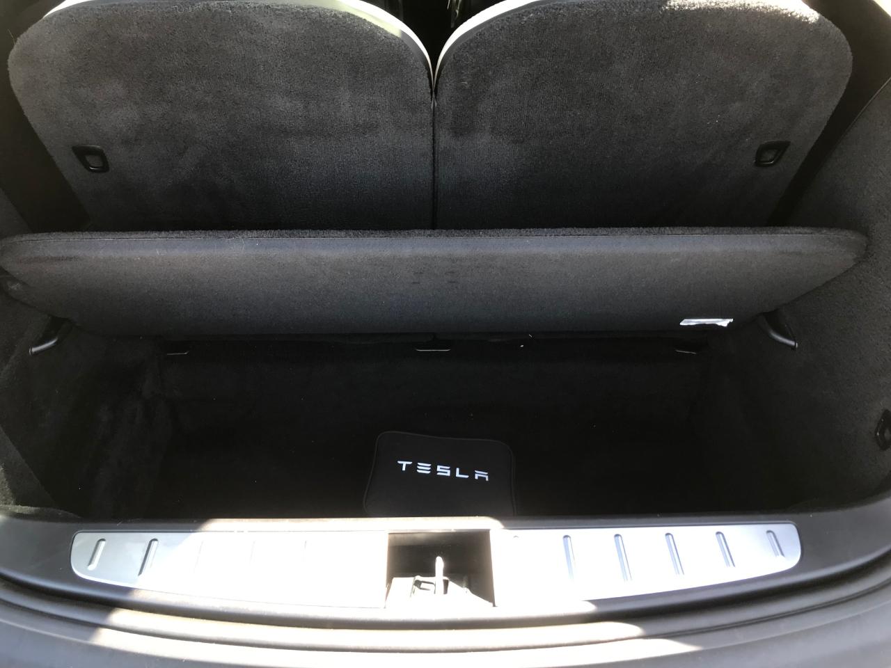 Tesla Model X  2017