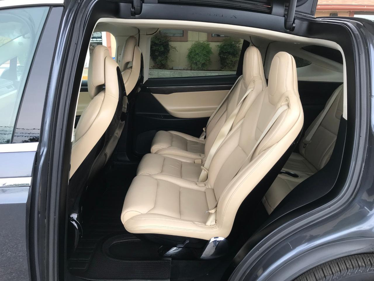 Tesla Model X 75D 2016