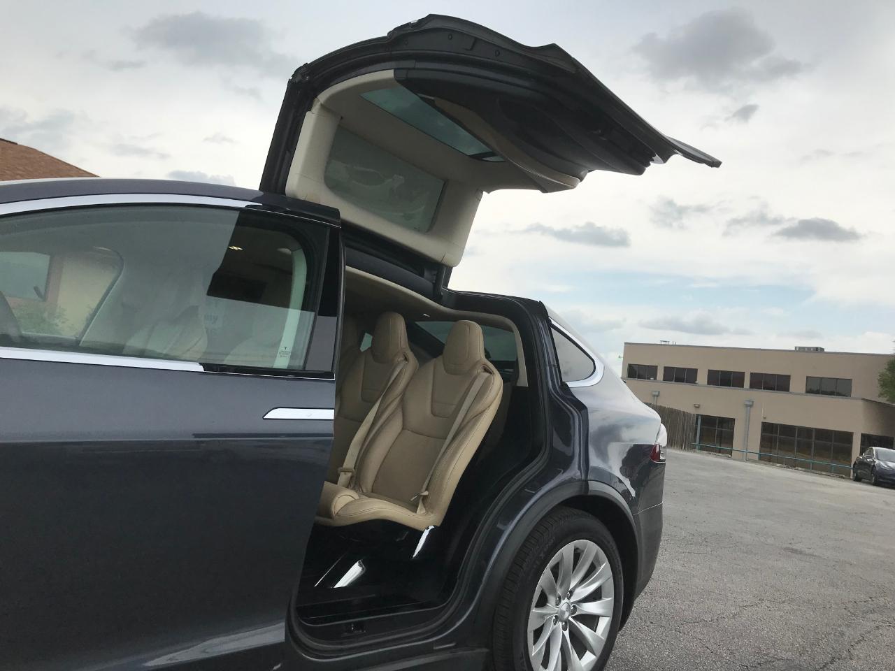 Tesla Model X 75D 2016