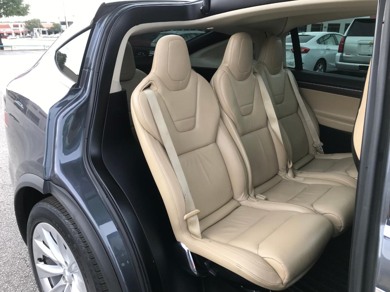 Tesla Model X 75D 2016