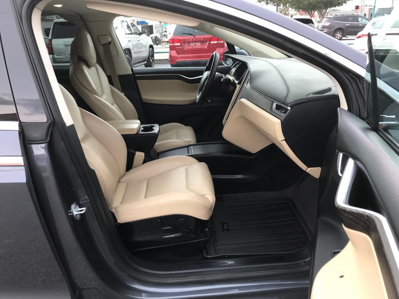 Tesla Model X 75D 2016