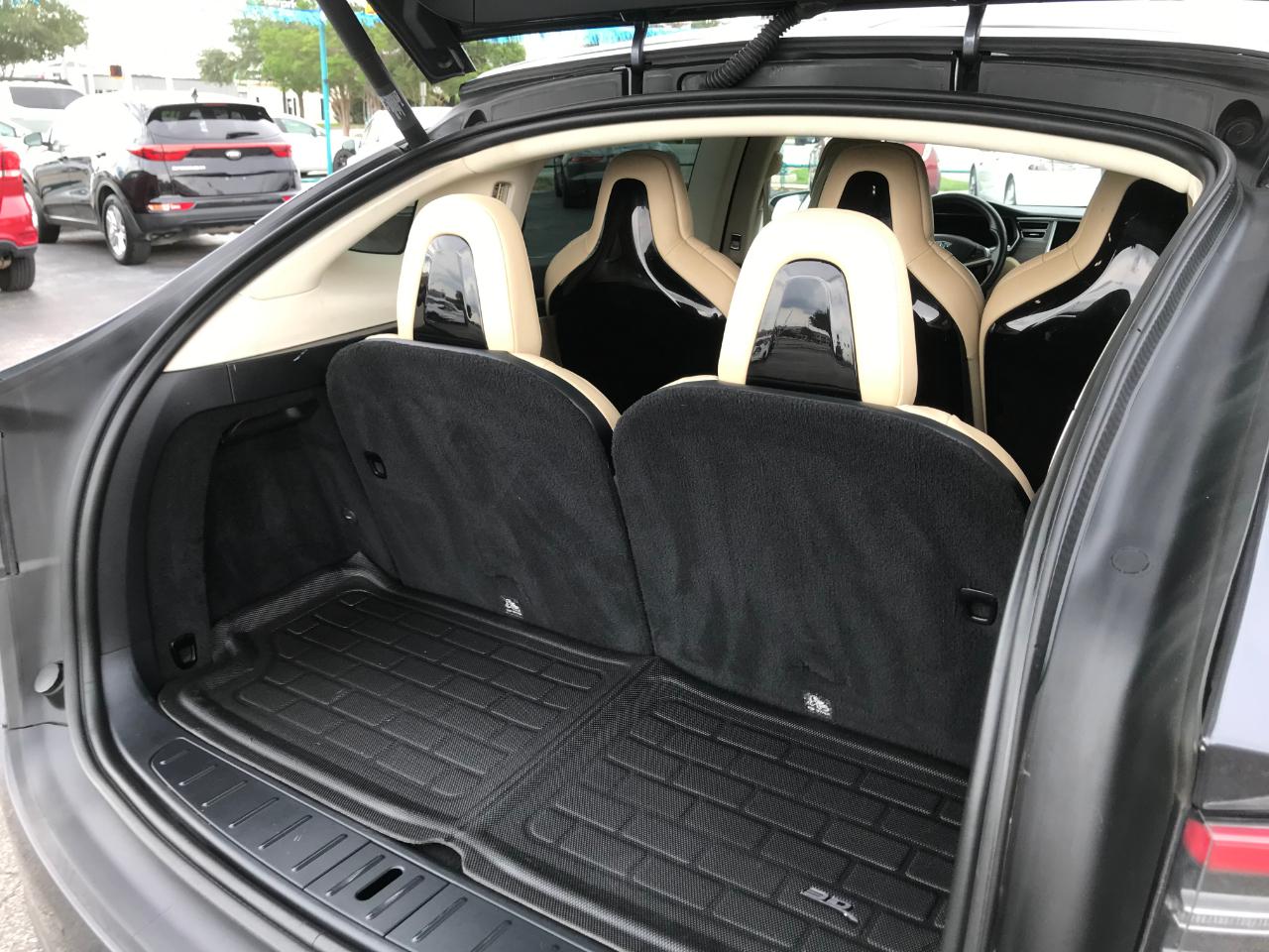 Tesla Model X 75D 2016