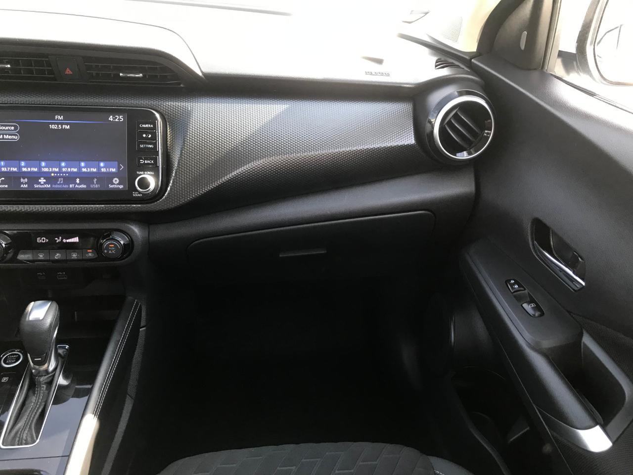 Nissan Kicks SV 2022