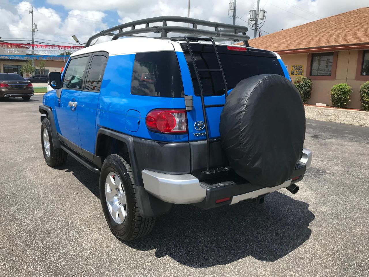 Toyota FJ Cruiser 2WD 2007