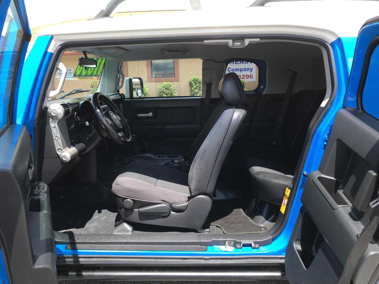 Toyota FJ Cruiser 2WD 2007