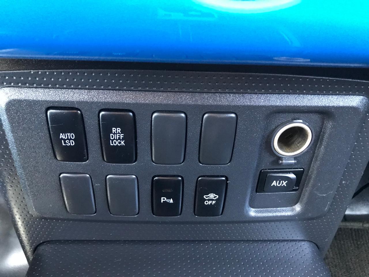Toyota FJ Cruiser 2WD 2007