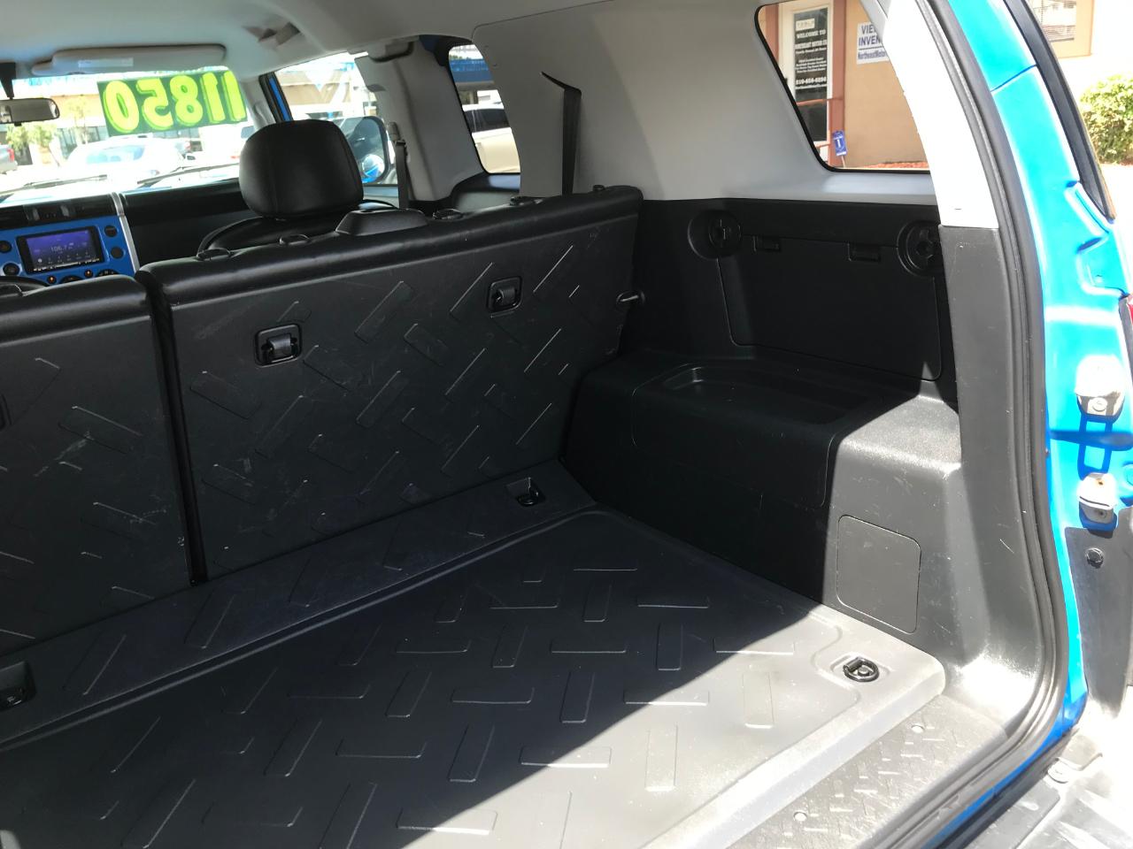 Toyota FJ Cruiser 2WD 2007