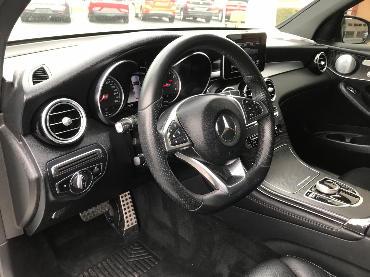 Mercedes-Benz GLC-Class GLC300 2018