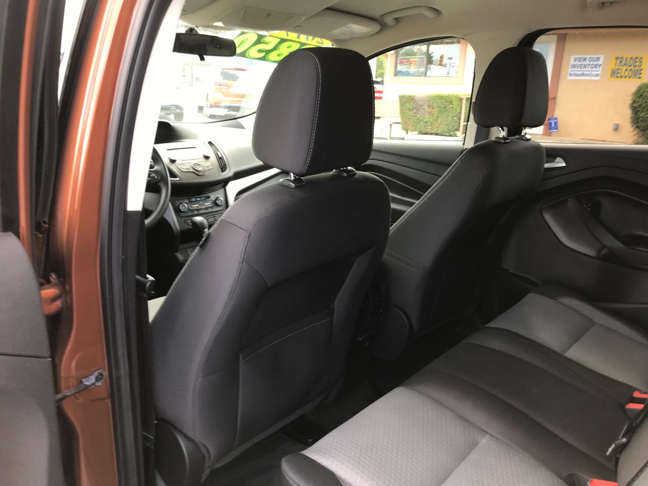 Ford Escape SE FWD 2017