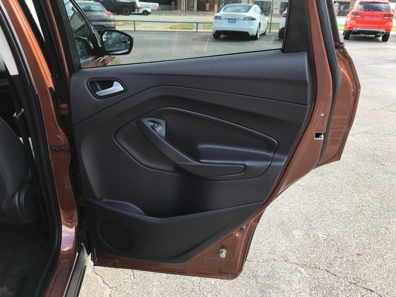 Ford Escape SE FWD 2017