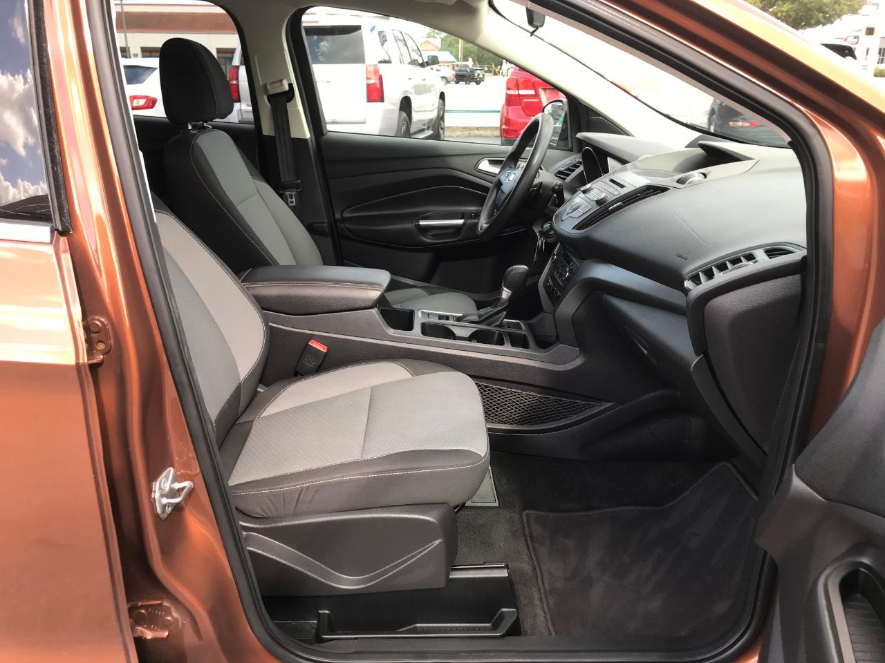 Ford Escape SE FWD 2017