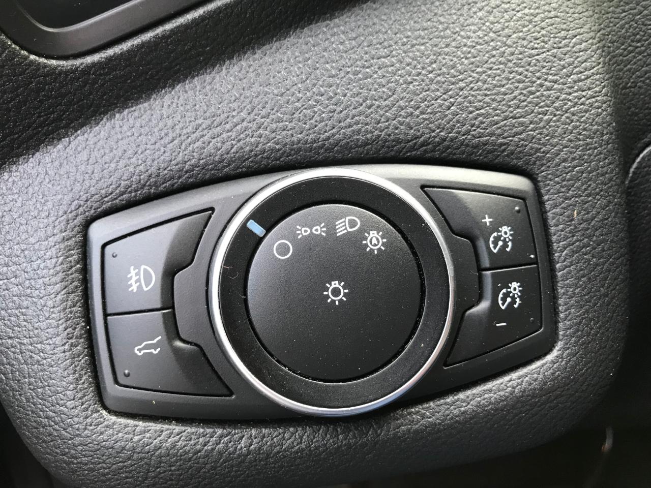 Ford Escape SE FWD 2017