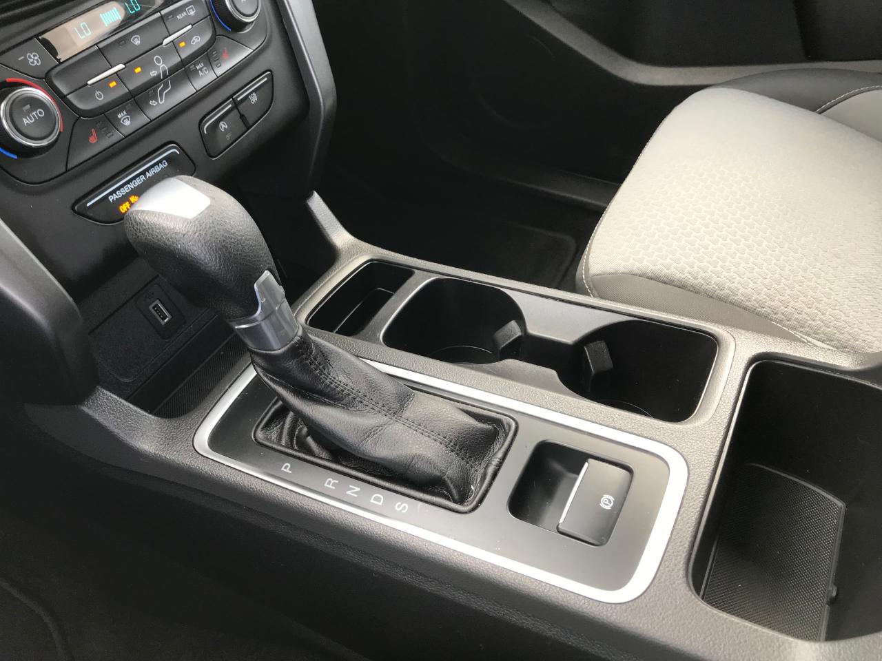 Ford Escape SE FWD 2017