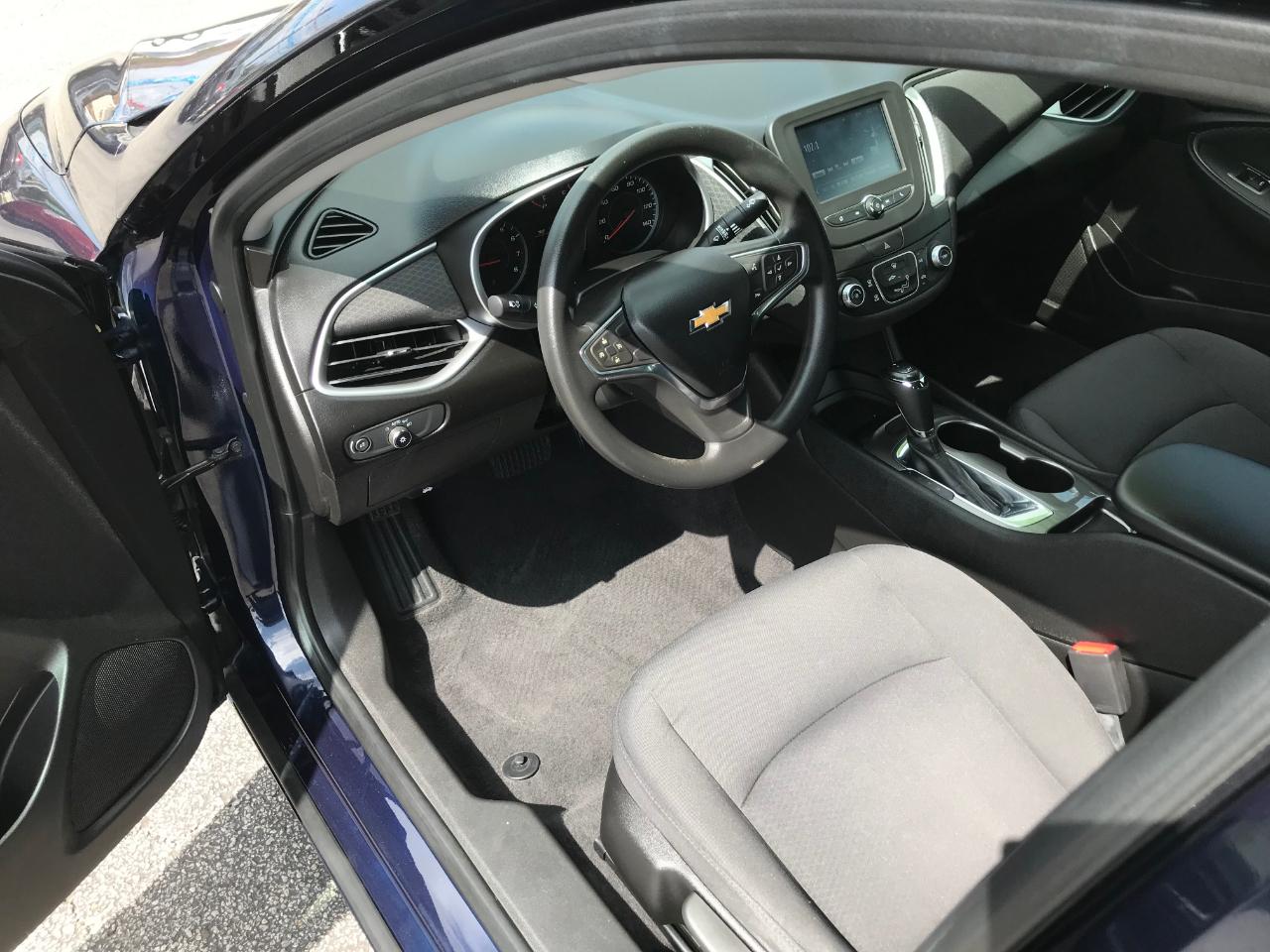 Chevrolet Malibu LS 2018