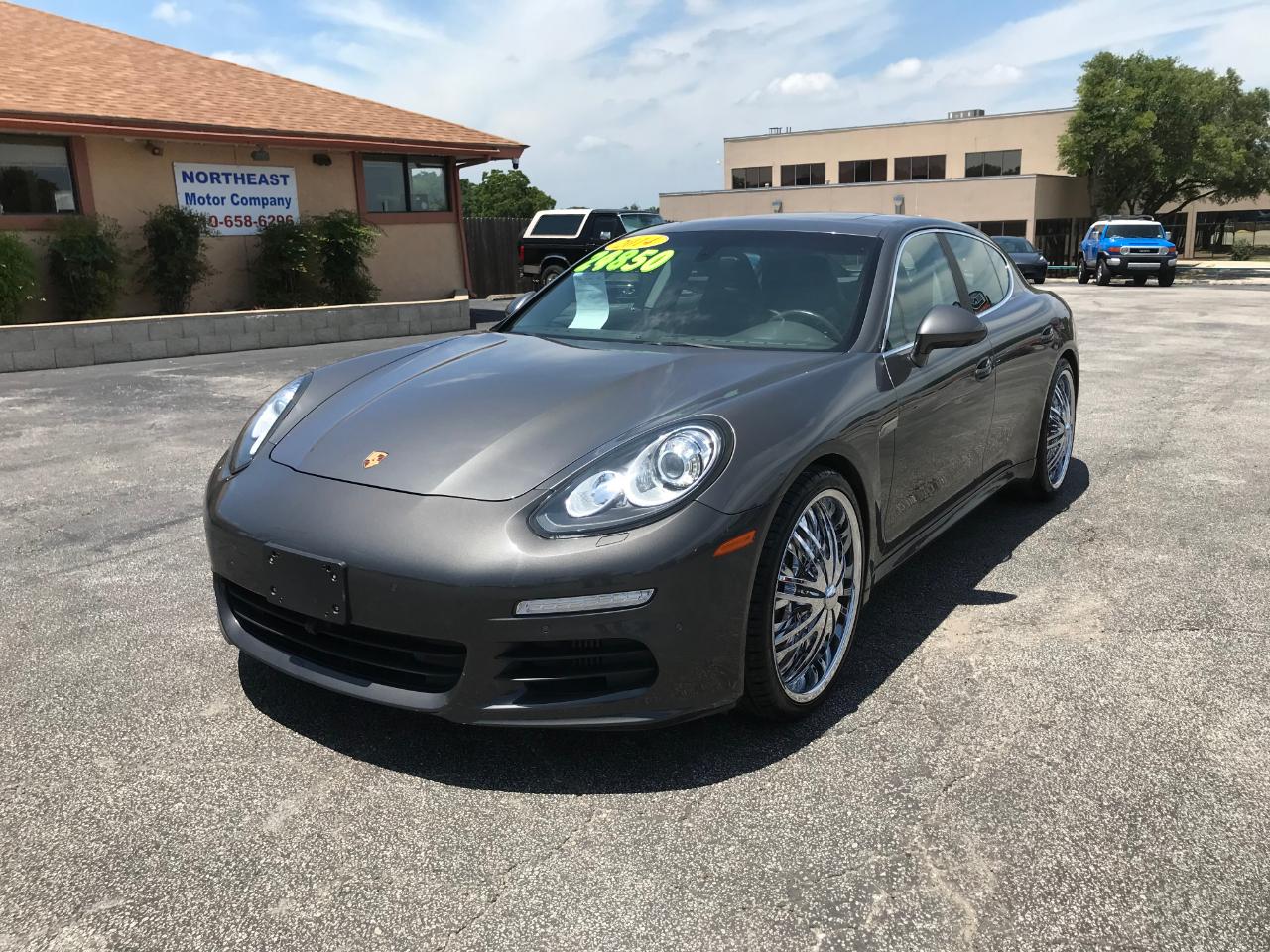 Porsche Panamera S 2014