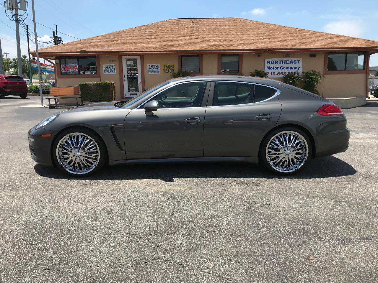Porsche Panamera S 2014
