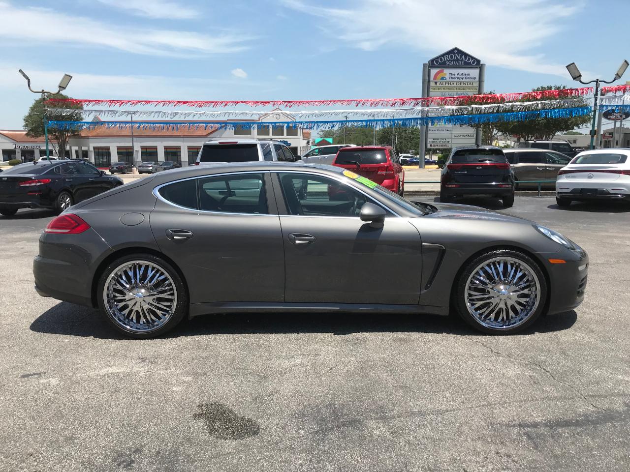 Porsche Panamera S 2014