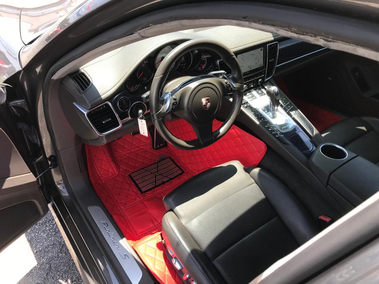 Porsche Panamera S 2014