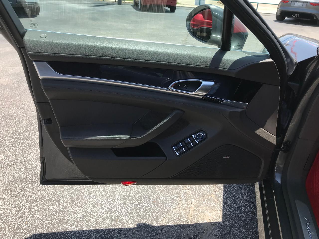 Porsche Panamera S 2014
