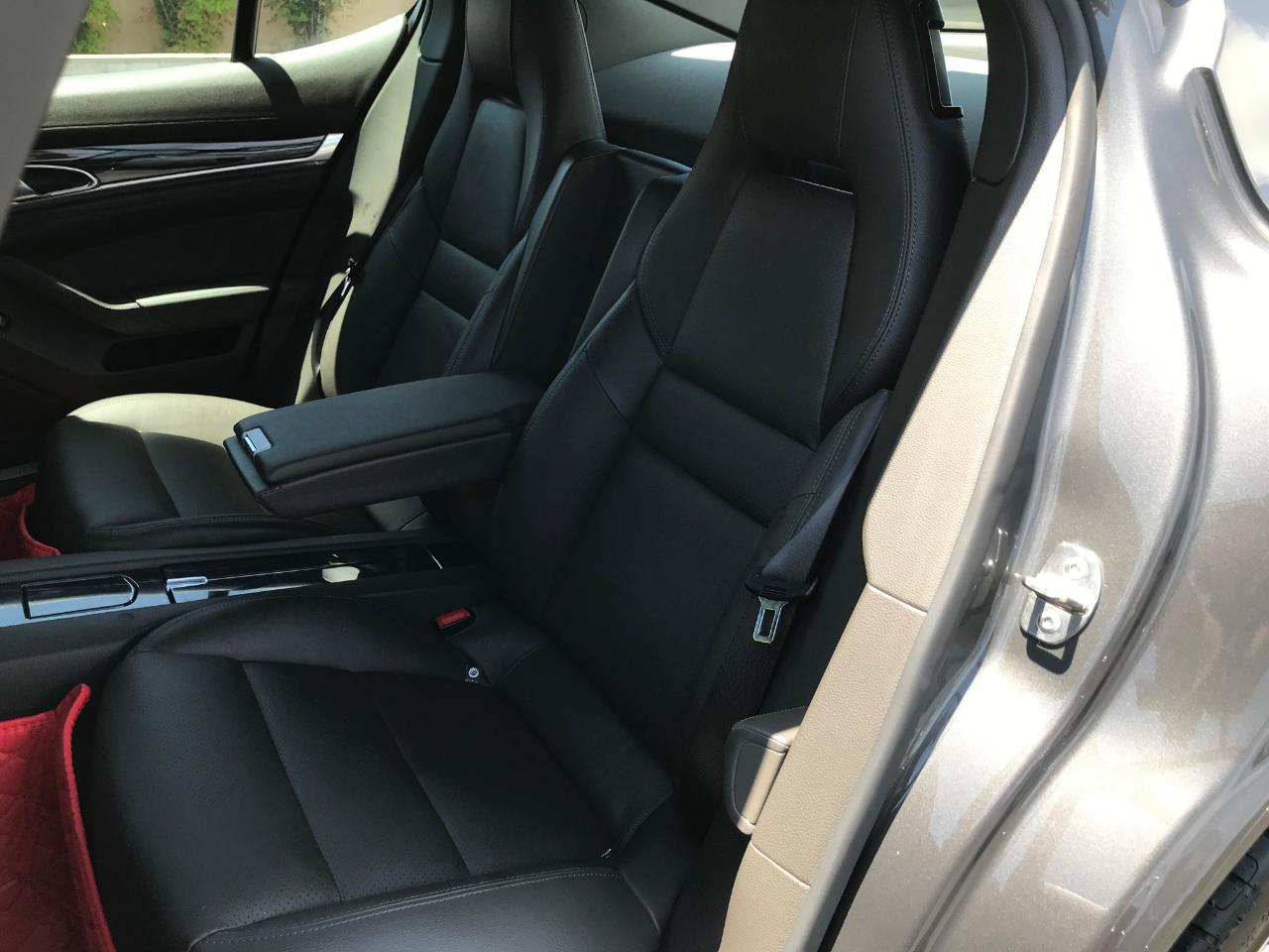Porsche Panamera S 2014