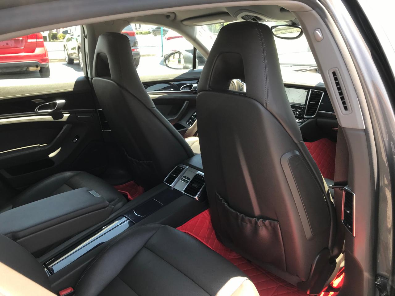 Porsche Panamera S 2014