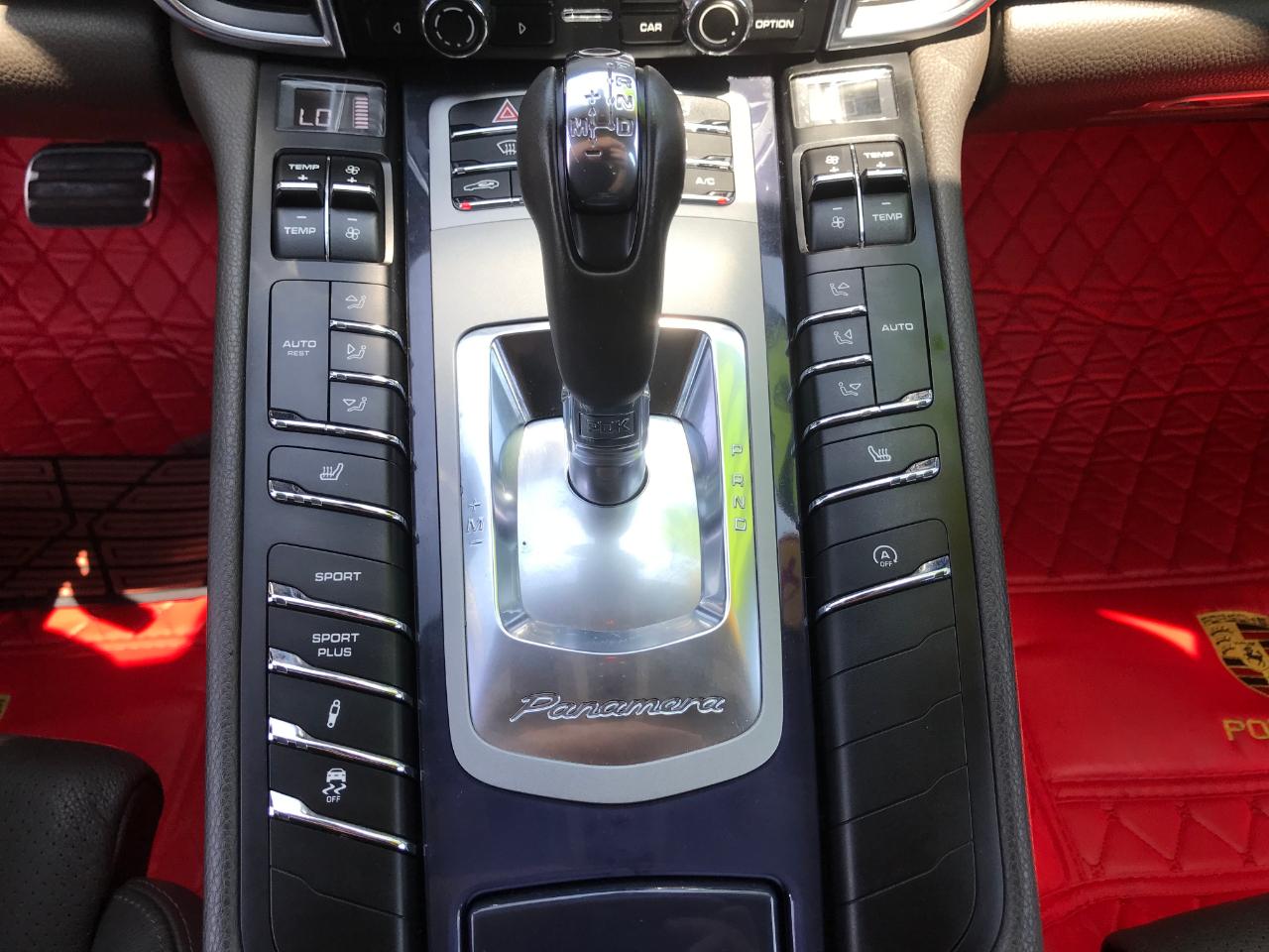 Porsche Panamera S 2014