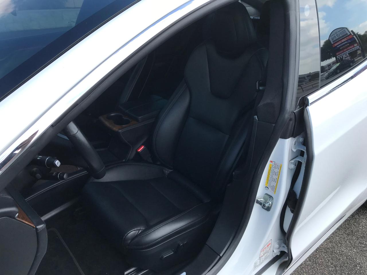 Tesla Model S  2021