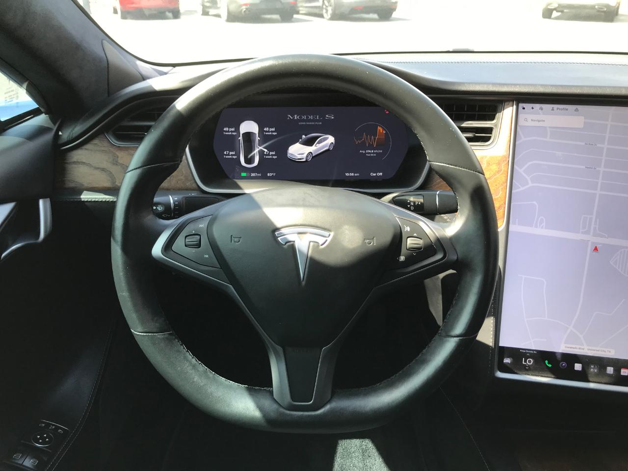 Tesla Model S  2021