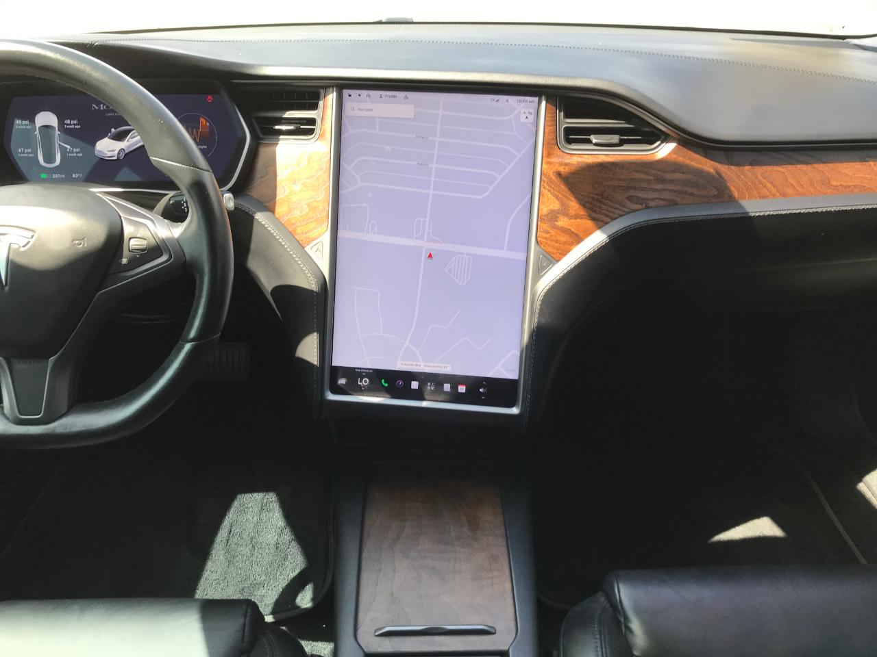 Tesla Model S  2021