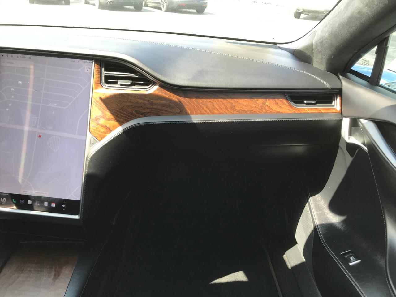 Tesla Model S  2021