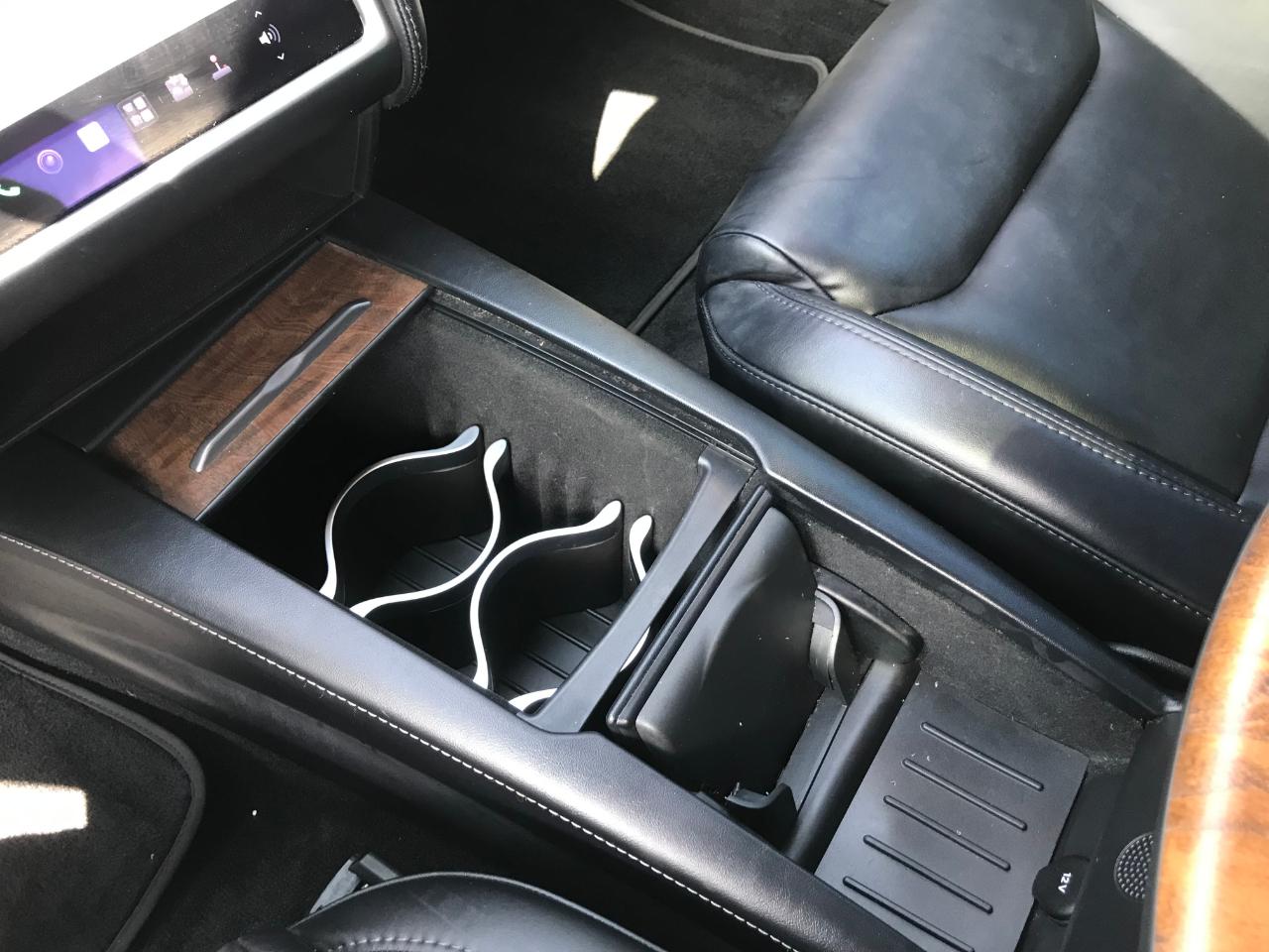Tesla Model S  2021