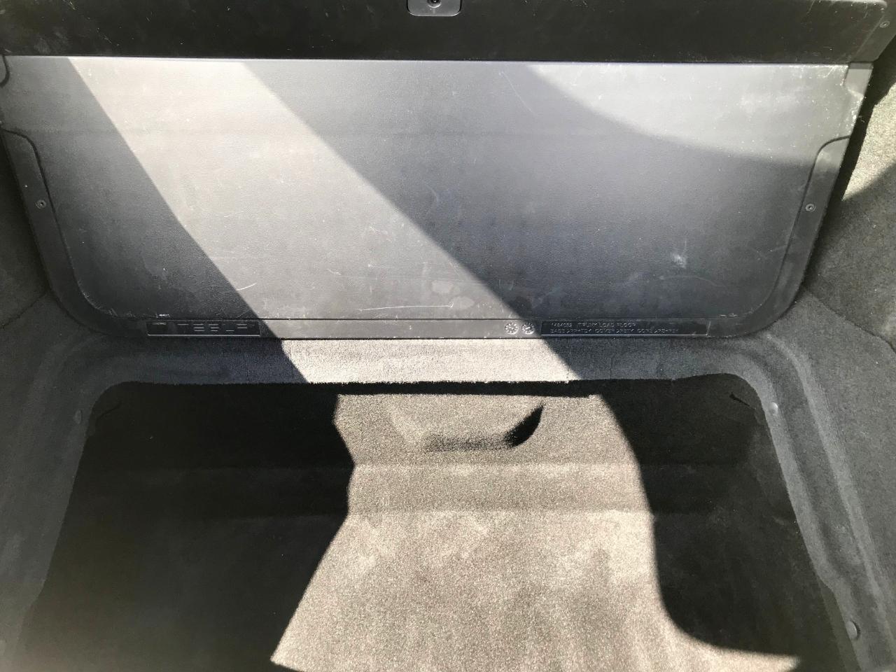 Tesla Model S  2021