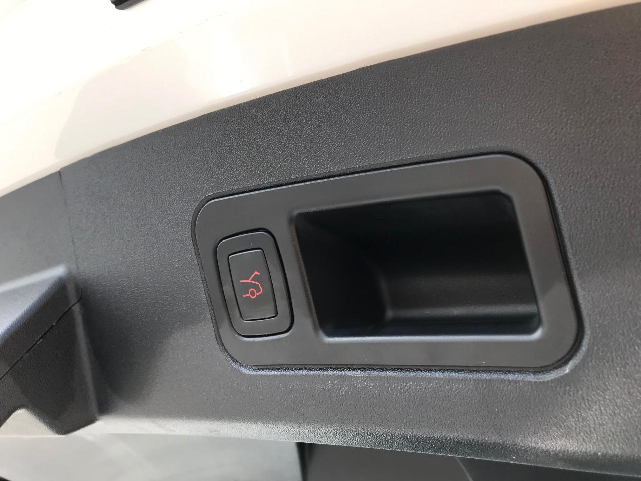 Tesla Model S  2021