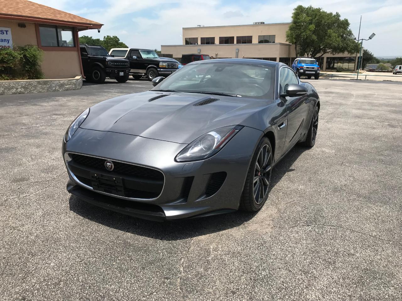 Jaguar F-Type  2016