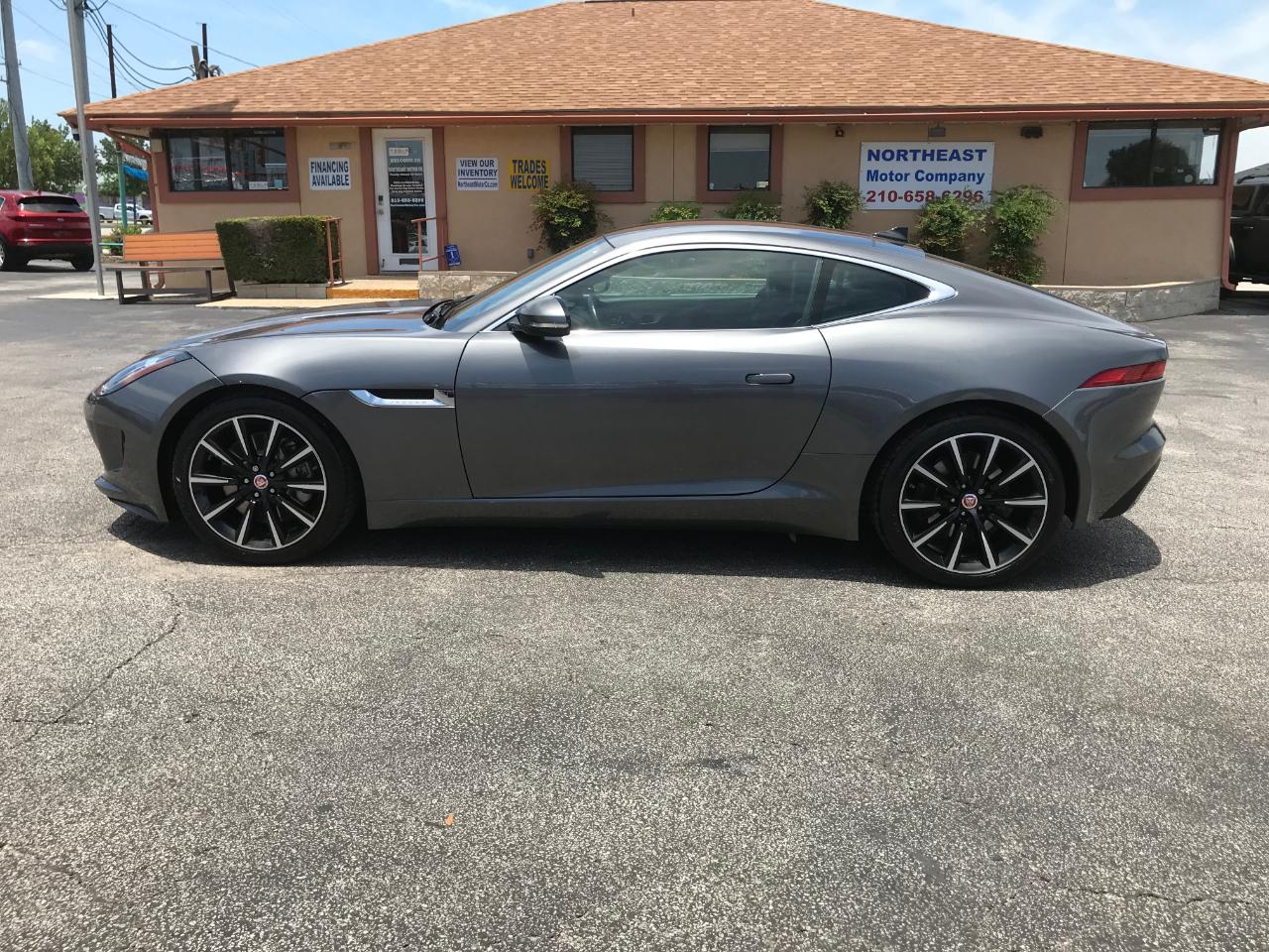 Jaguar F-Type  2016