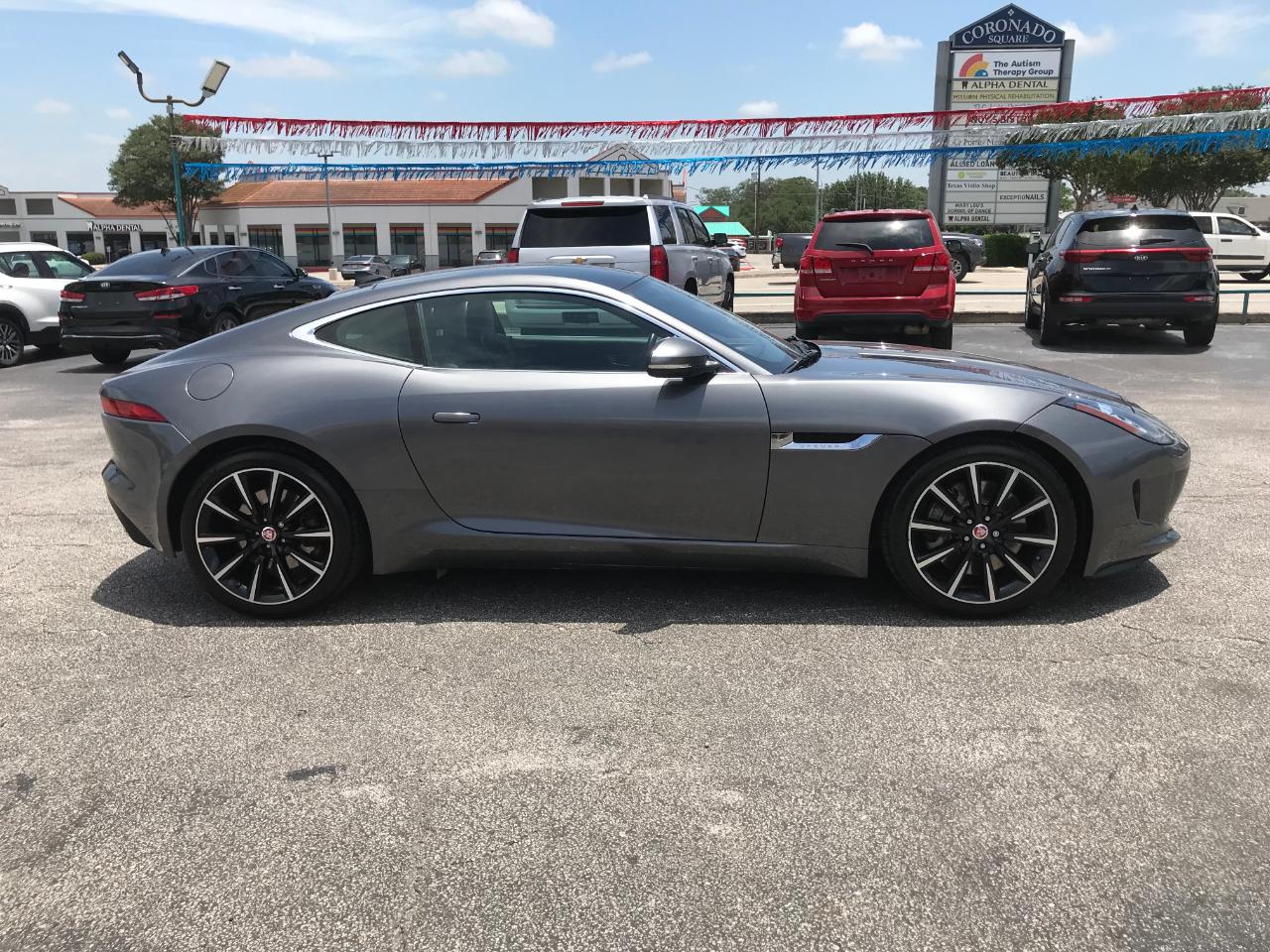 Jaguar F-Type  2016
