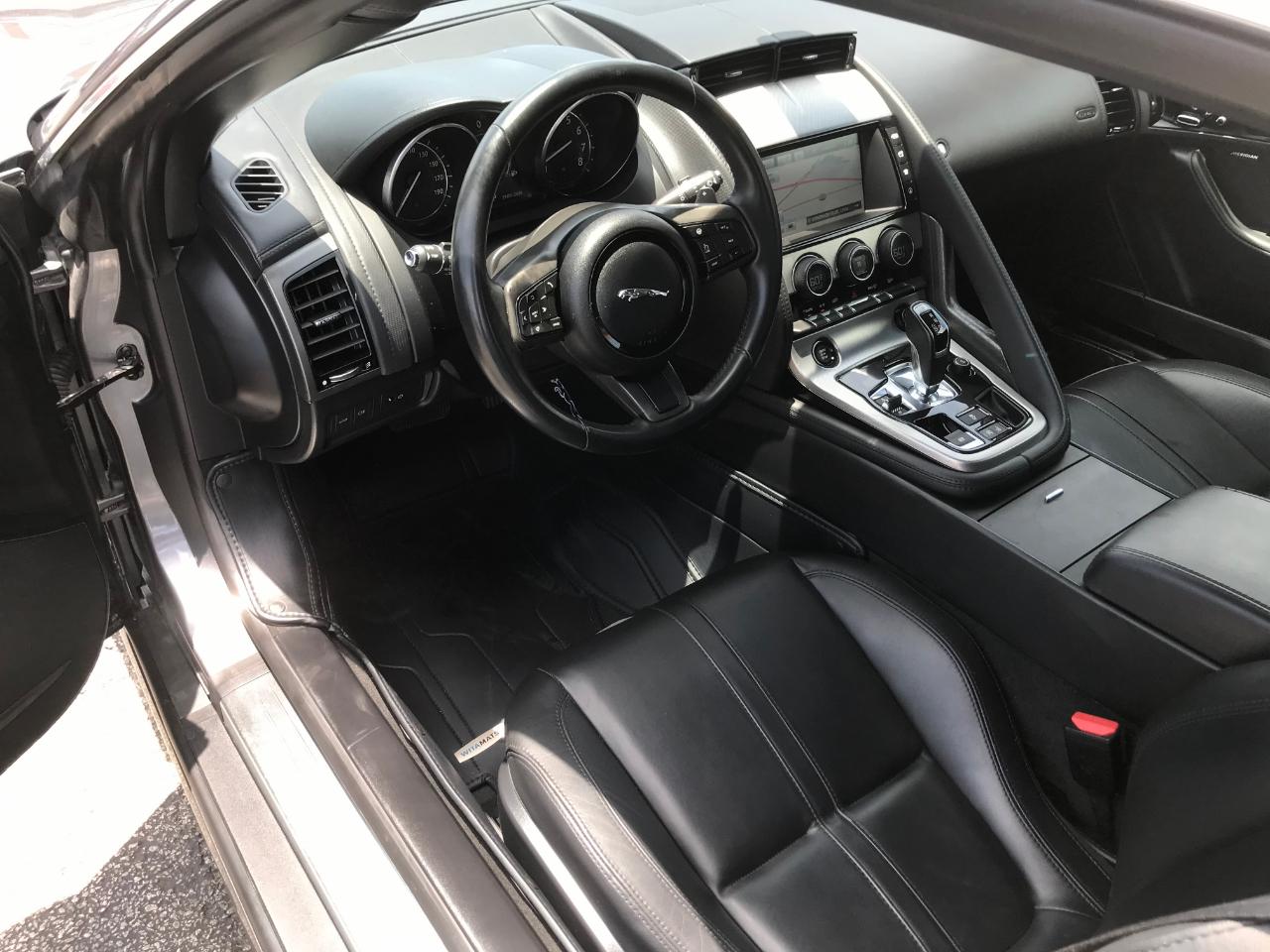 Jaguar F-Type  2016