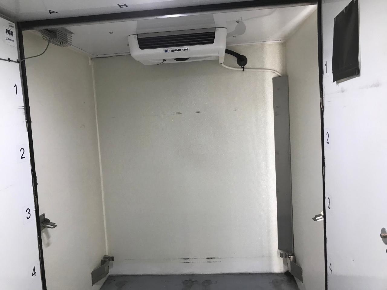 Ford Econoline E-350 Super Duty 2023