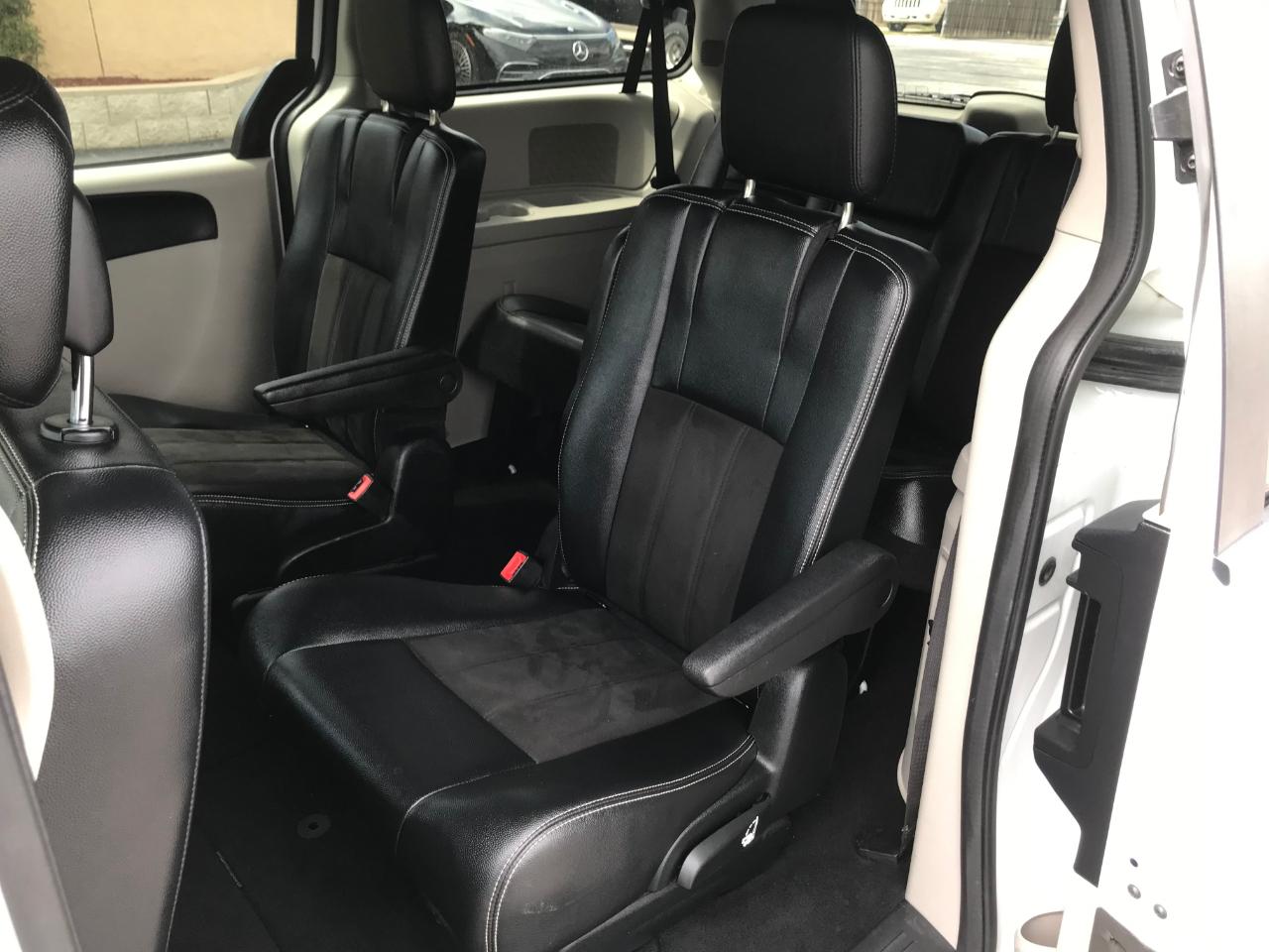 Dodge Grand Caravan SXT 2020